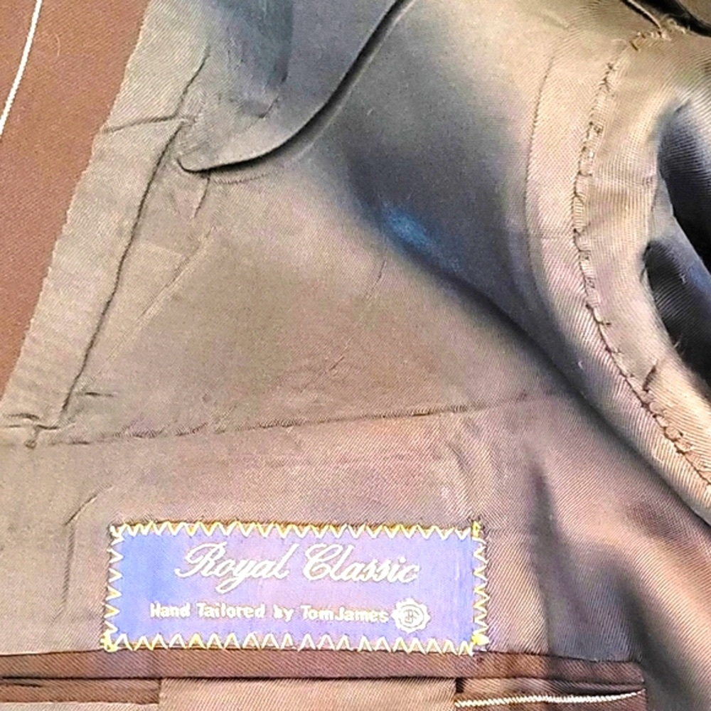 Holland & Sherry Sport Coat - Picture 13 of 16